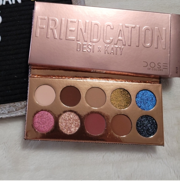 Dose of Colors Other - DOSE OF COLORS FRIENDCATION PALETTE